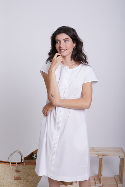 לבנה שרוול קצר  AKIKO שמלת